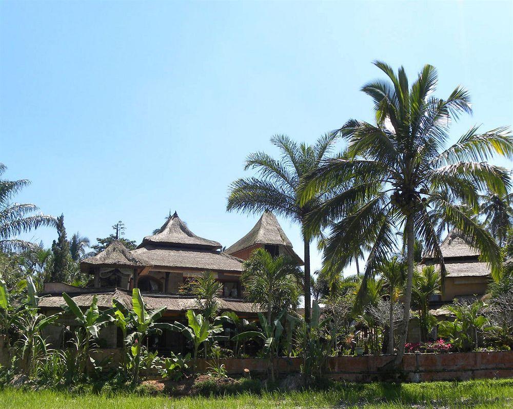 Saudara Home Ubud ภายนอก รูปภาพ