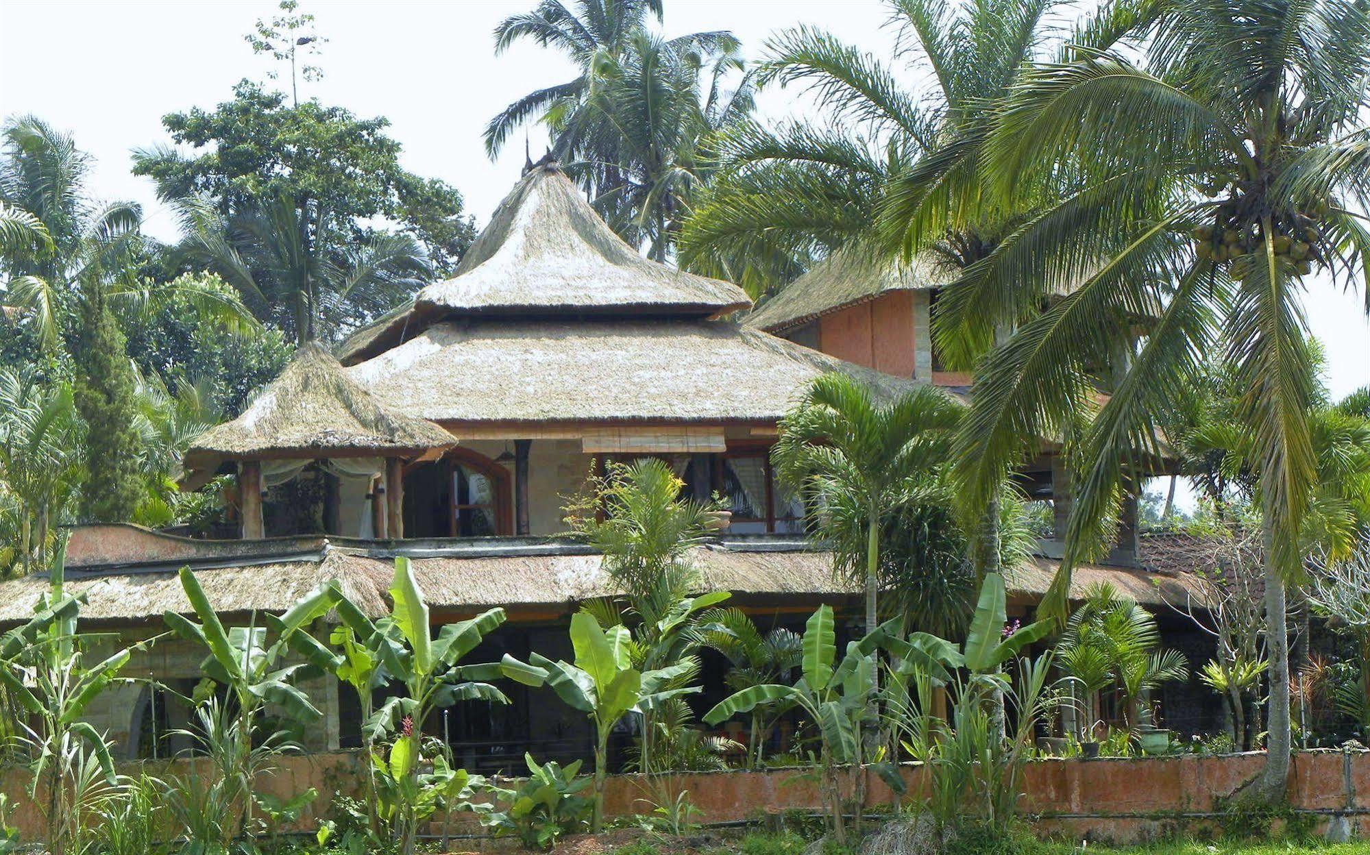 Saudara Home Ubud ภายนอก รูปภาพ