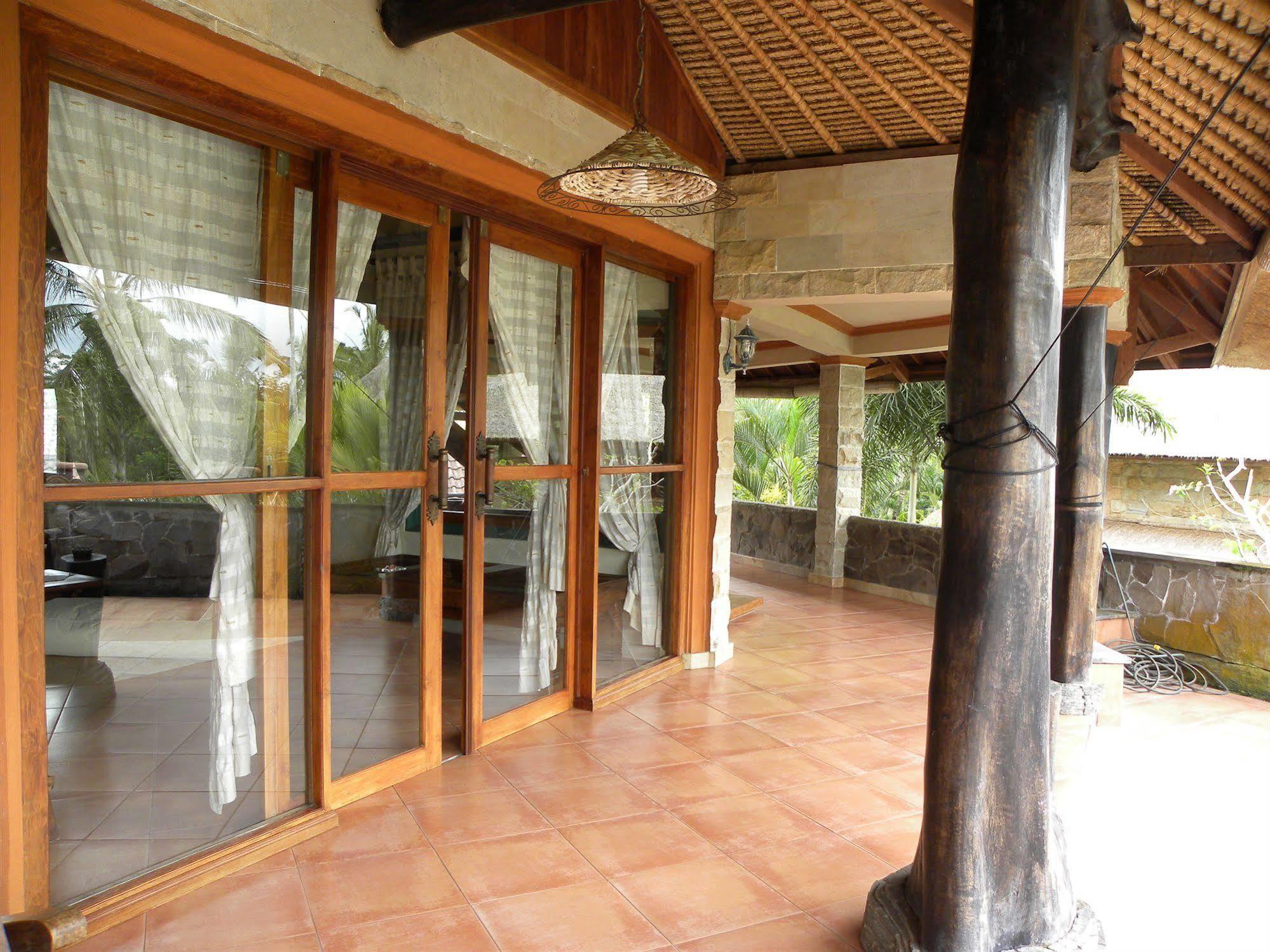 Saudara Home Ubud ภายนอก รูปภาพ