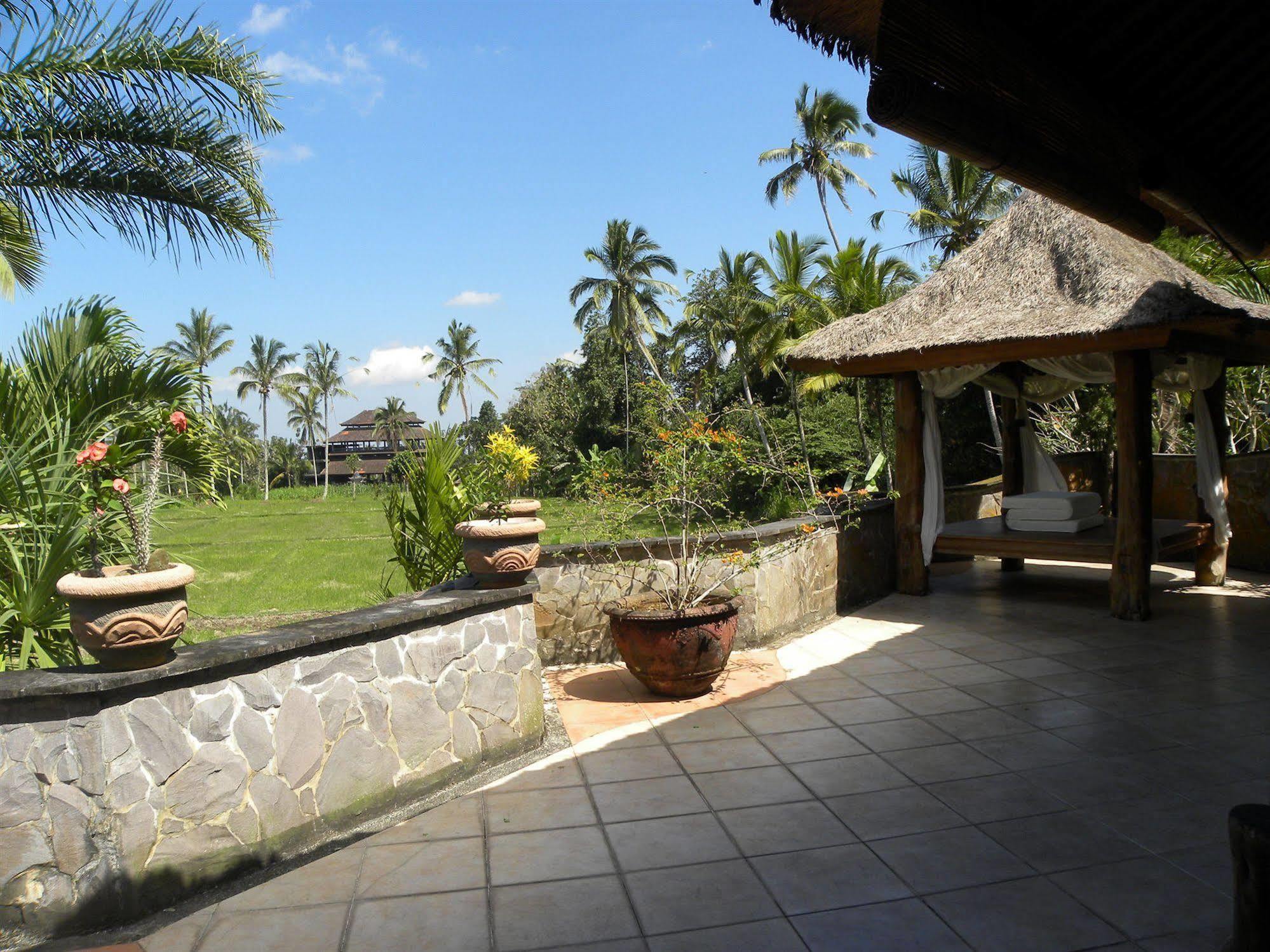 Saudara Home Ubud ภายนอก รูปภาพ