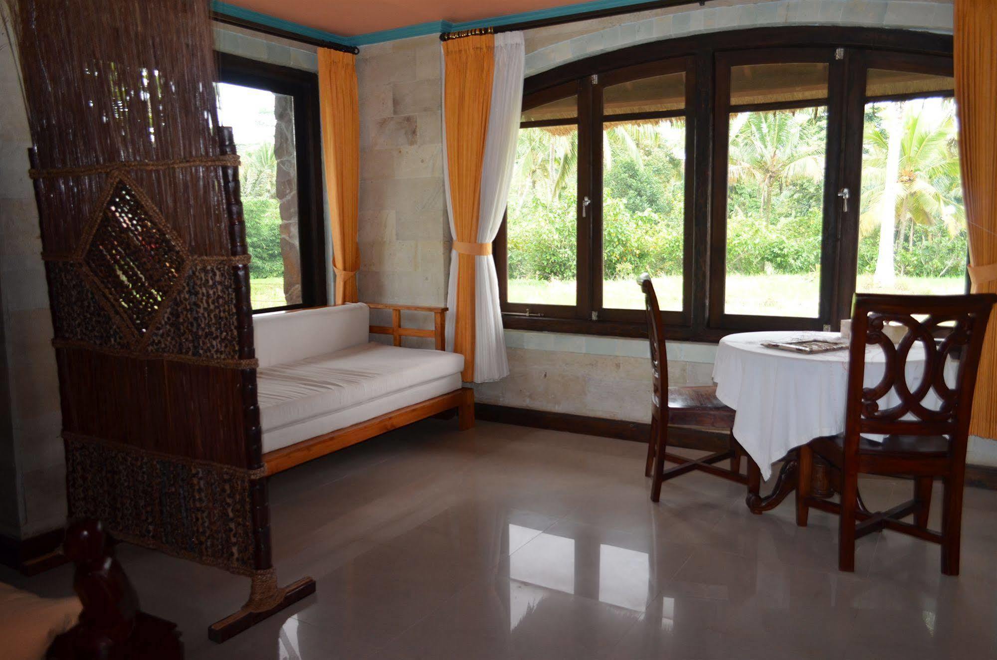 Saudara Home Ubud ภายนอก รูปภาพ