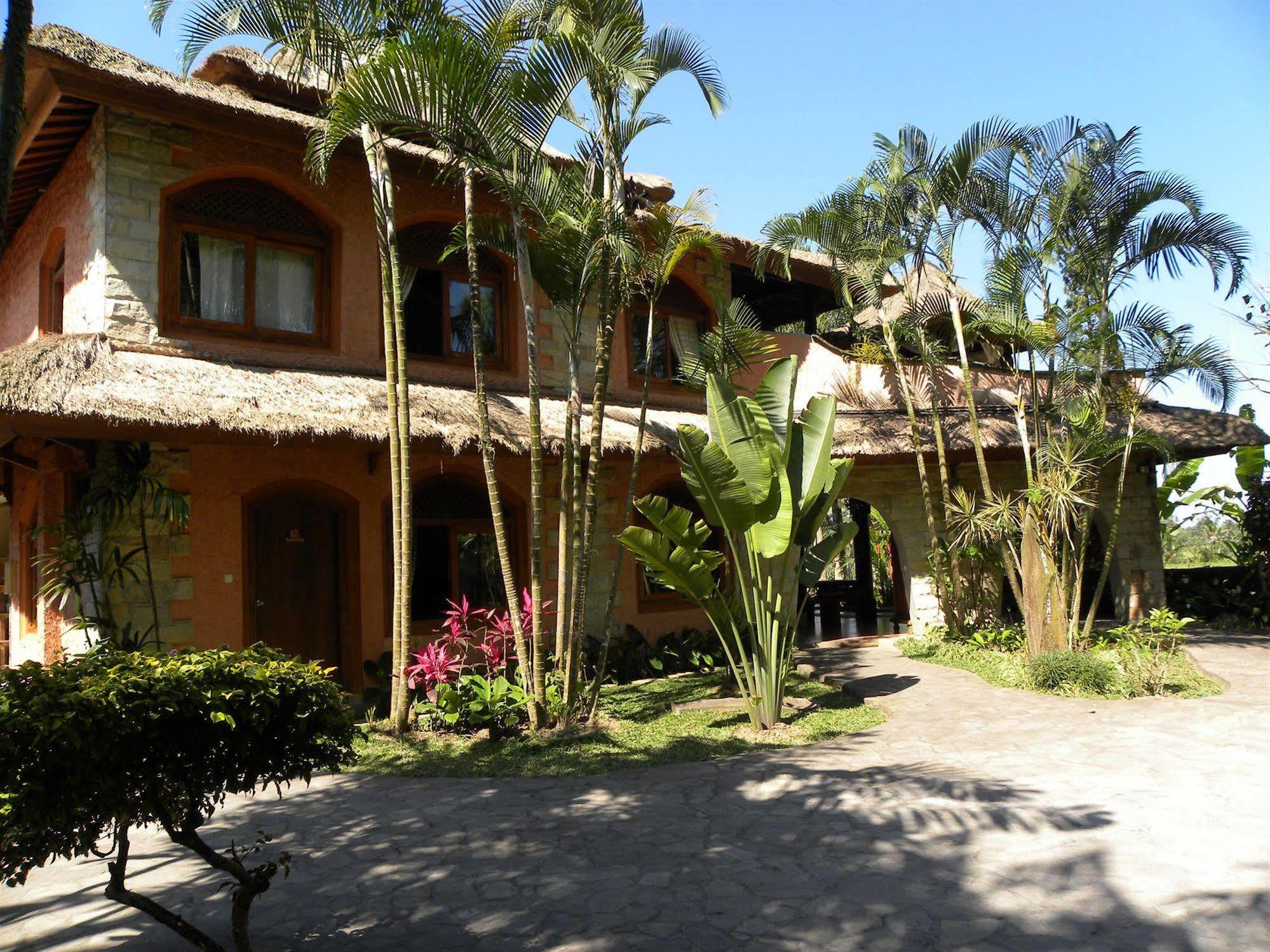 Saudara Home Ubud ภายนอก รูปภาพ
