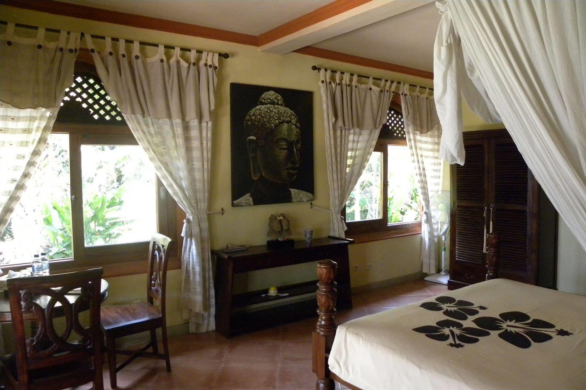Saudara Home Ubud ภายนอก รูปภาพ
