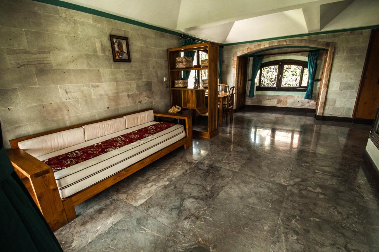Saudara Home Ubud ภายนอก รูปภาพ